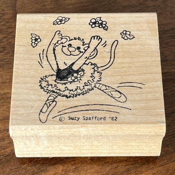 Suzy's Zoo 1982 Ballerina Mouse Stamp Rubber Stampede Vintage Spafford Wood Back - Picture 1 of 8